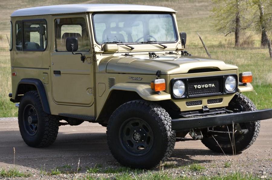 1983 FJ40 AC PS Icon Gold  : Iconic Toyotas FJ40 & 60 Series  : Peter Gabbarino Photographs 