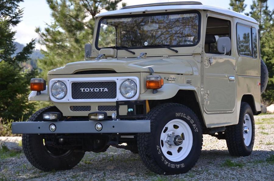 1980 FJ 40 PS Beige : Iconic Toyotas FJ40 & 60 Series  : Peter Gabbarino Photographs 