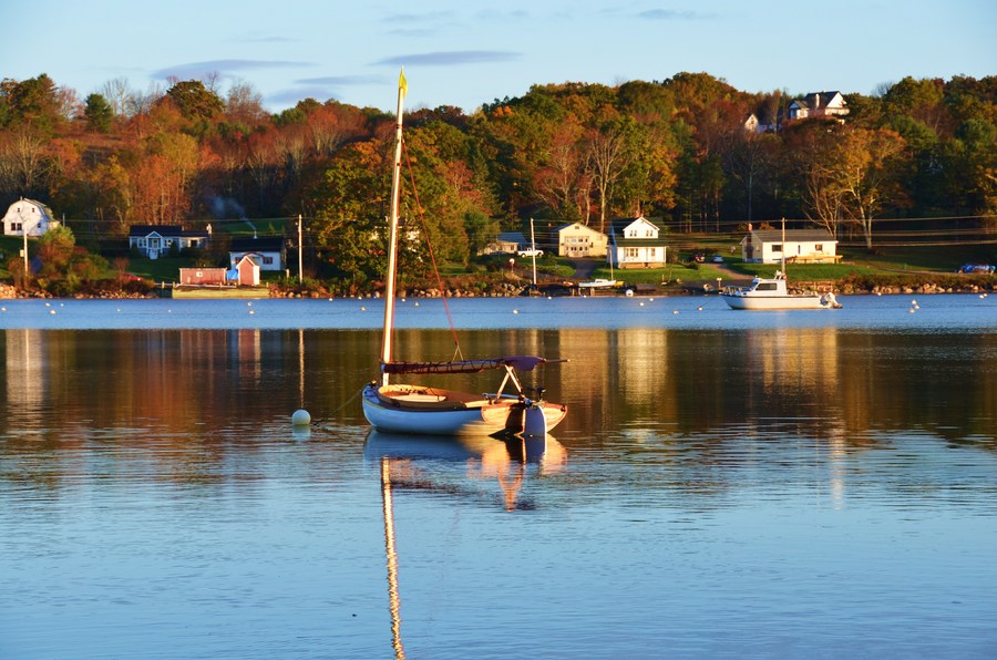 Were my Heart is; Home across the Bay; Mahone Bay, NS : Places : Peter Gabbarino Photographs 