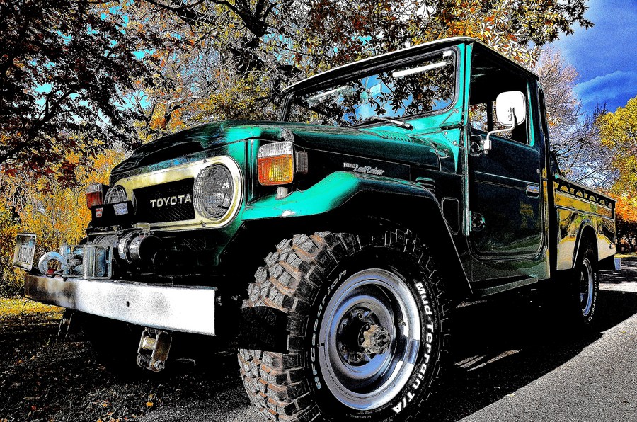 The "HULK" 45 : Iconic Toyotas FJ40 & 60 Series  : Peter Gabbarino Photographs 