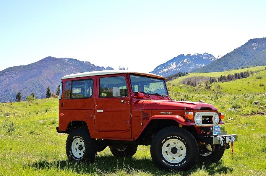 Paradise; 1983 Super B Diesel. Freeborn Red : Iconic Toyotas FJ40 & 60 Series  : Peter Gabbarino Photographs 