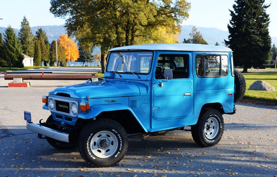 1979 FJ40 Sky Blue, PS, Full Frame Off Restoration. Beautiful : Iconic Toyotas FJ40 & 60 Series  : Peter Gabbarino Photographs 