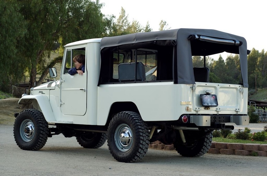 1964 FJ45 Short bed Pickup Hard pressed to find a nicer Land Cruiser Pickup. : Iconic Toyotas FJ40 & 60 Series  : Peter Gabbarino Photographs 