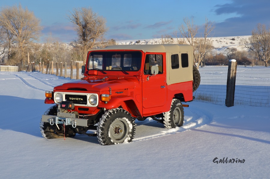 Columbian in Montana : Iconic Toyotas FJ40 & 60 Series  : Peter Gabbarino Photographs 