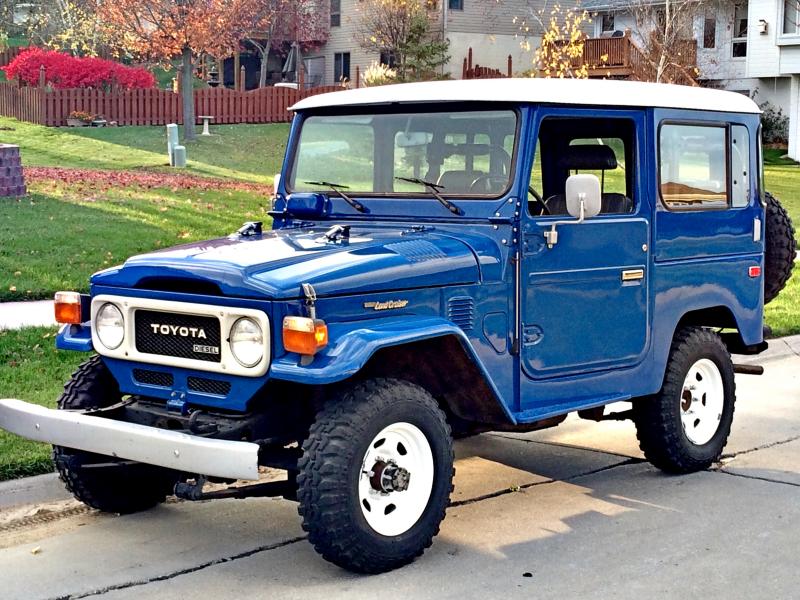 1983 BJ42 Factory AC PS H55 5 speed Nordic Blue : 1983 FJ40  : Peter Gabbarino Photographs 